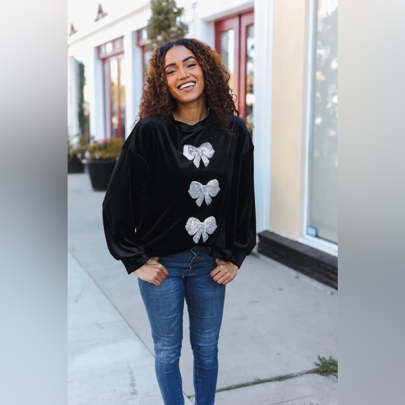 Home For The Holiday Silver Sequin Bow Velvet Pullover Top - Picture 14 of 16